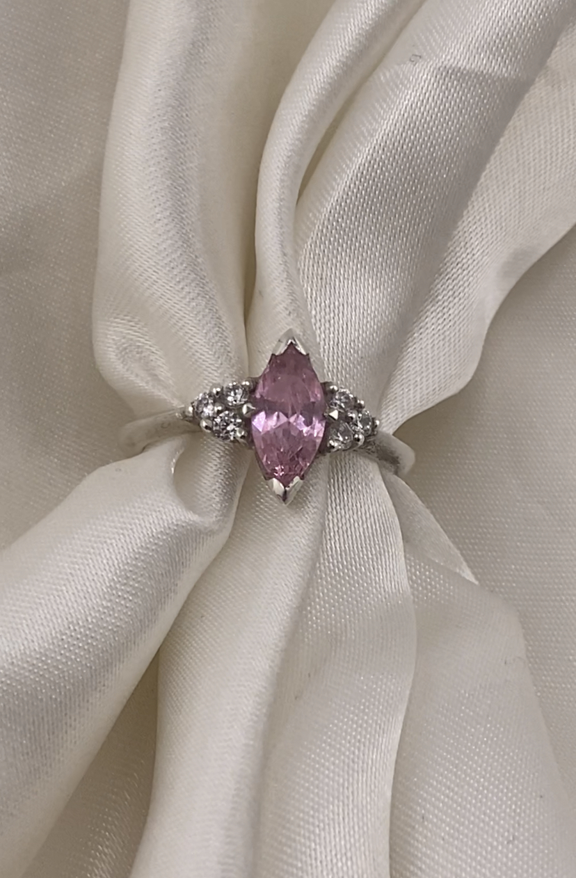Reinvent jewellery, ADORATO
