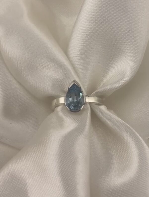 Teardrop Memorial Chamber Ring