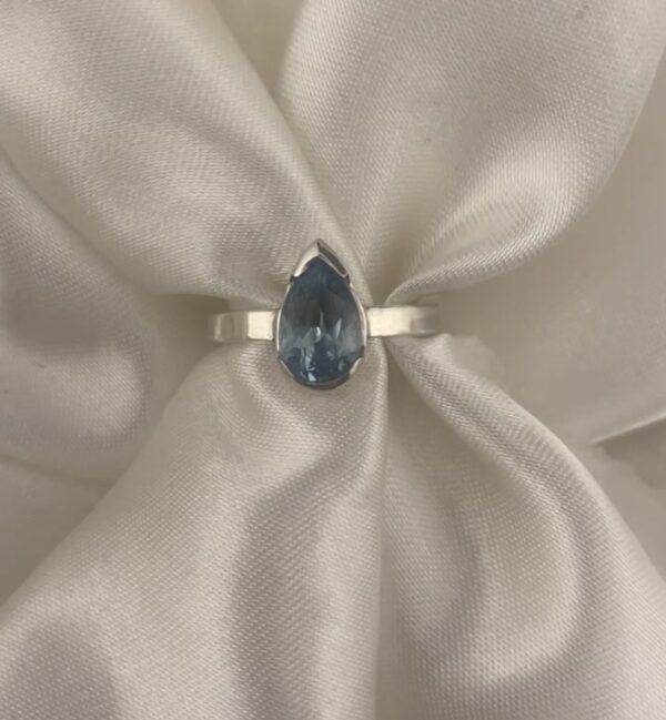 Teardrop Memorial Chamber Ring