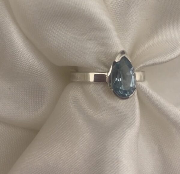 Teardrop Memorial Chamber Ring