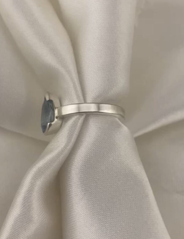 Teardrop Memorial Chamber Ring