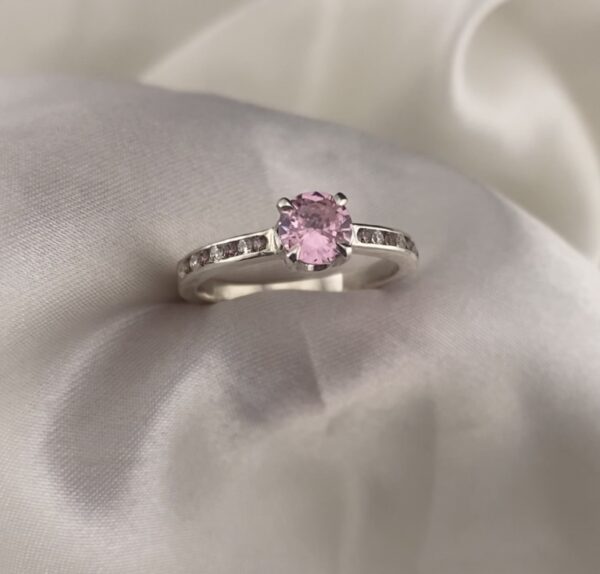 Solitaire Memorial Chamber Ring