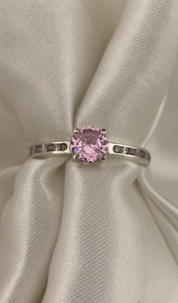 Solitaire Memorial Chamber Ring