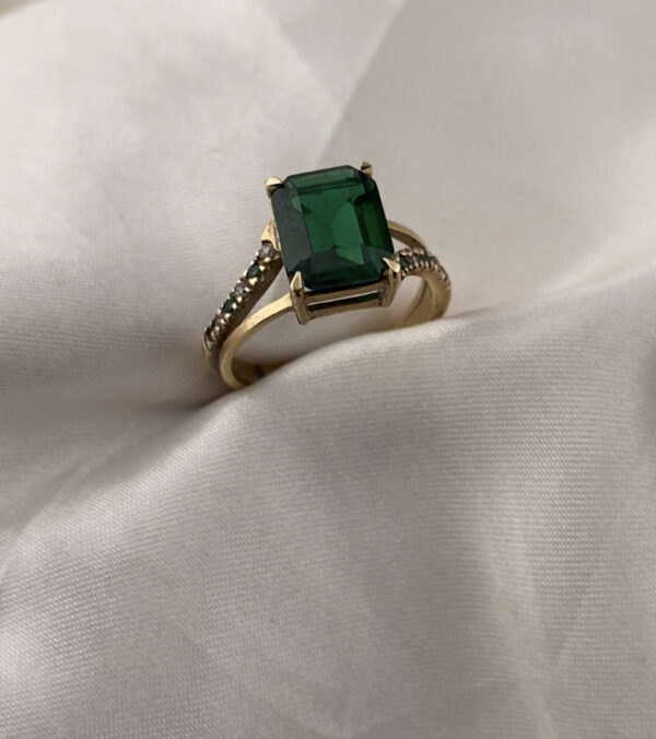 Emerald Cut Accent Split Memorial Chamber Ring