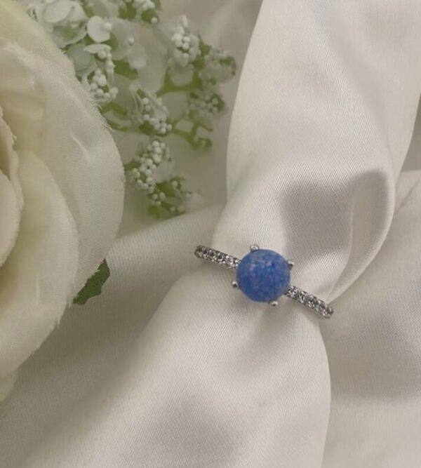 Solitaire Pave Ashes & Opal Ring